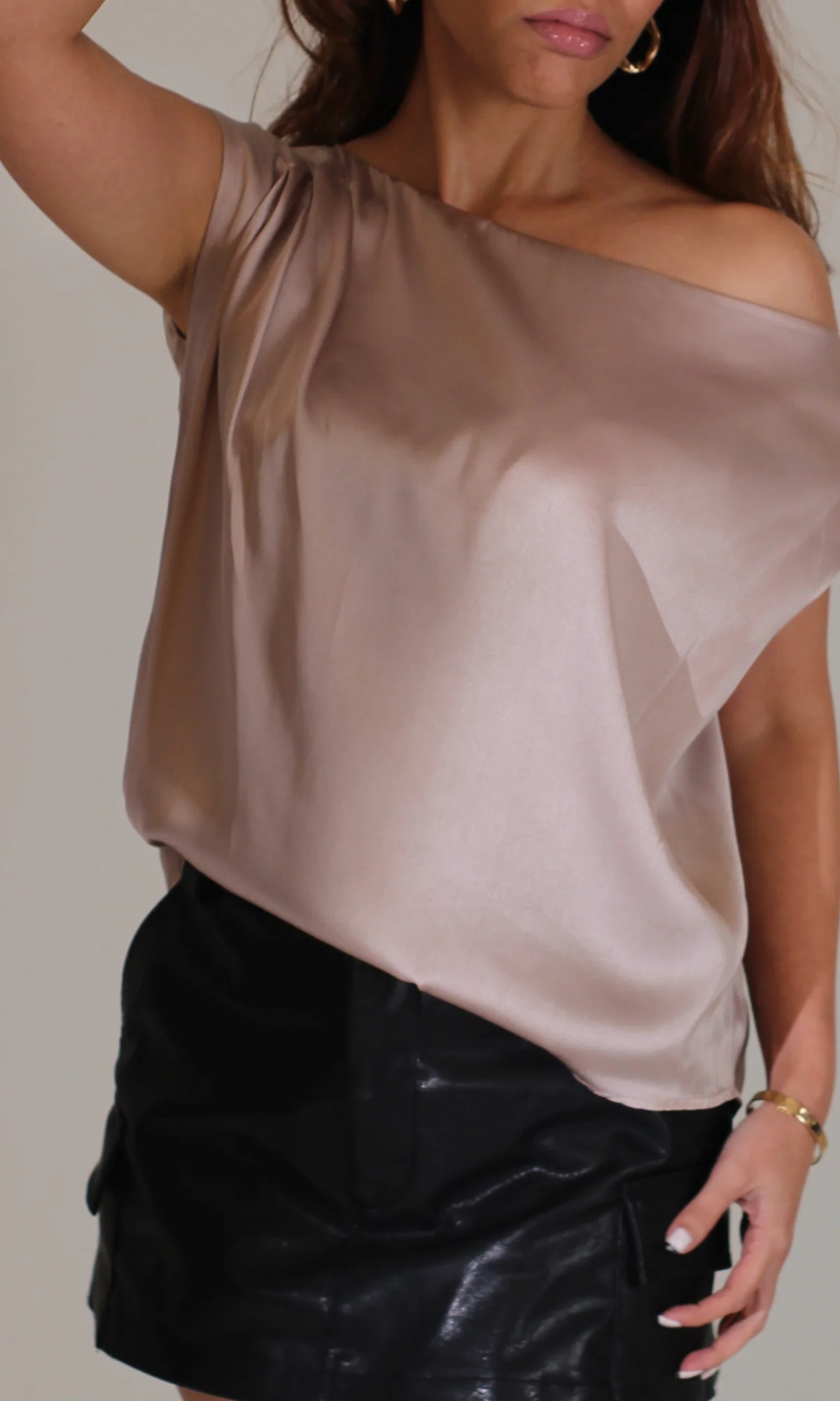 Greyish Mauve One-Shoulder Top - Image 3