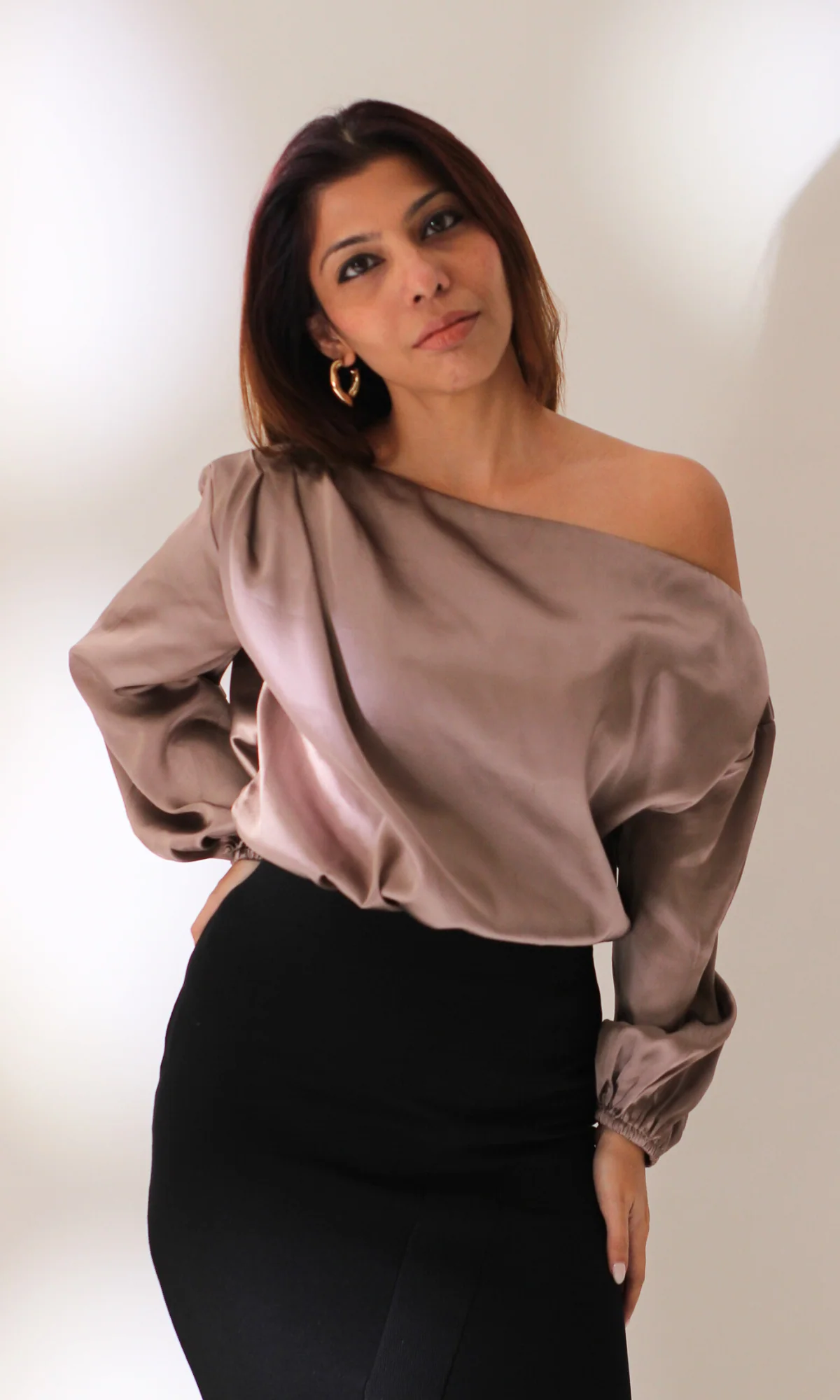 Stone Grey Balloon Sleeved One Shoulder Top - Image 3